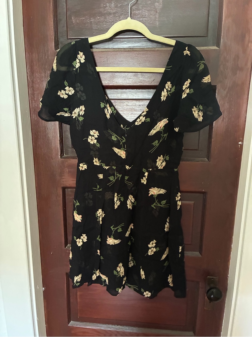 Vintage Reformation Black Floral V-Neck Mini Dress - Picture 2 of 6